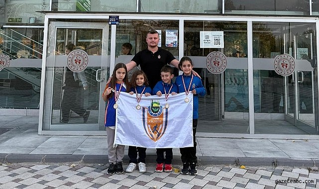İnegöl Belediyesi Sporcularından Yüzmede Türkiye Dereceleri