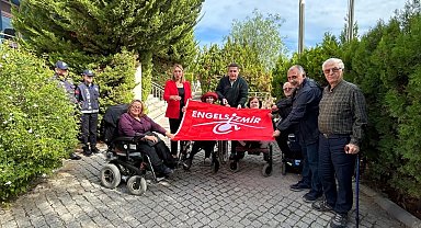 İzmir Büyükşehir'den bir "Kırmızı Bayrak" da Çeşme Belediyesi'ne