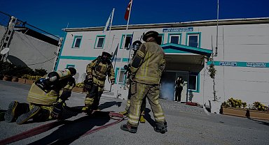 İzmir Zabıtası'ndan olası afet tatbikatı