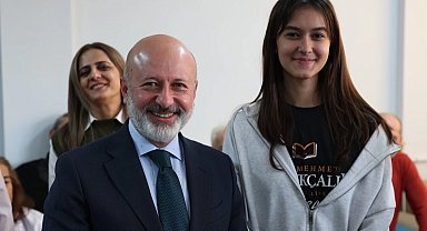 Kayseri Kocasinan'da 8 yıl sonra duygusal buluşma