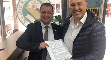 Keşanlı iş insanı Mercan'dan Yenimuhacir'e hibe araç