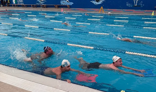 Kocaeli İzmit'te "Engelsiz Kulaçlar" başladı