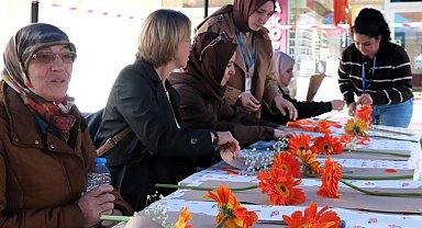 Kocaeli'den kadına şiddete turuncu farkındalık