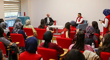 Konya Selçuklu Gençlik Merkezi'ne ziyaret