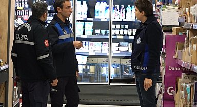 Malatya'da zabıta ekipleri göz açtırmıyor