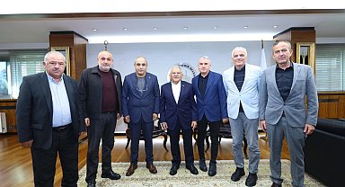 Memduh Büyükkılıç'a ziyaretçi akını