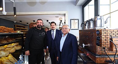 Memduh Büyükkılıç'tan Hunat esnafına ziyaret