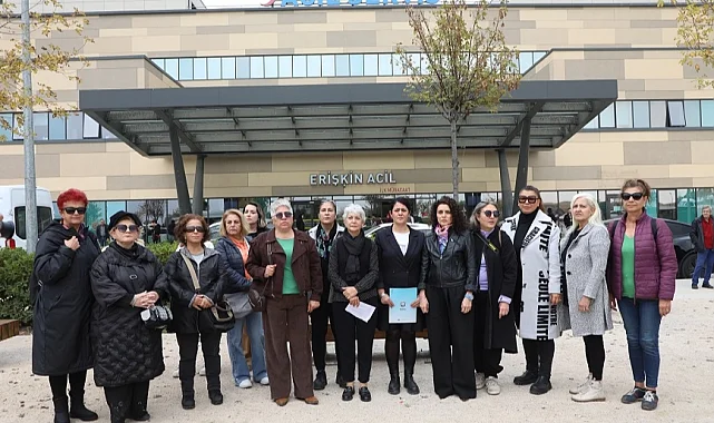 Mudanyalı kadınlar Bursa Şehir Hastanesi önünden kadına şiddete 'dur' dedi