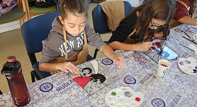 Muğla atölyelerinde Atatürk temalı sanat çalışmaları