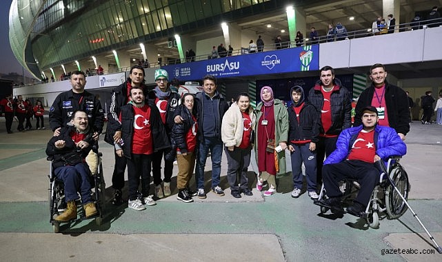 OBAM Üyelerinden Milli Takıma 90 Dakika Destek