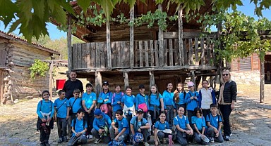 Öğrenciler, Arkeopark’ta arkeolojiyi tanıyor