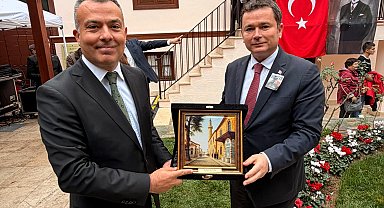 Osmangazi Belediye Başkanı Erkan Aydın Atatürk'ü Selanik'te andı