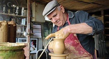 Pazaryeri'nin usta çömlekçisi Salim Yaşar vefat etti