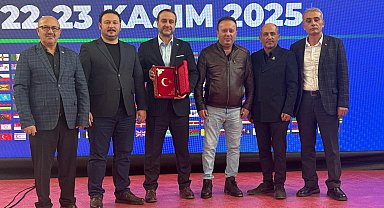 Sağlığın yeni rotası Bursa'da belirlendi... Sağlık Turizmi Zirvesi'nde sürpriz ziyaretçi