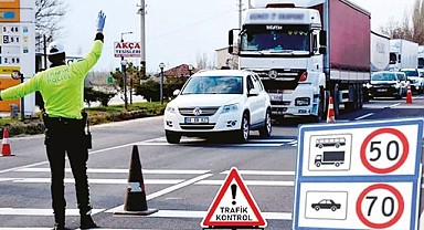 Trafikte Levha Sadeleşmesi Başladı