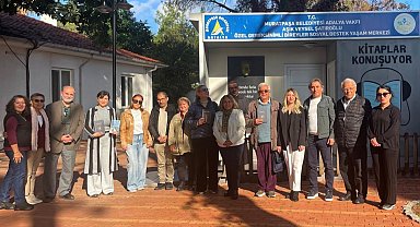 Yazar ve şairler gönüllü okuyucu oldu