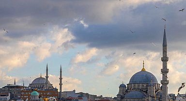 Yurt genelinde parçalı ve bulutlu hava hakim