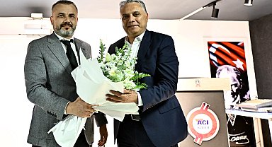 Antalya Muratpaşa'da Başkan Uysal'dan gençlere nasihat