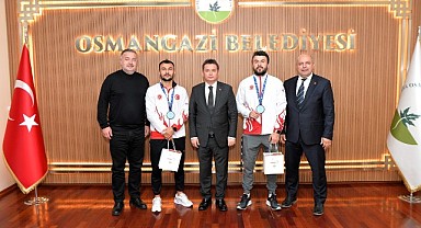 Başkan Aydın Tarihi Başarı Yakalayan Kardeşleri Ağırladı