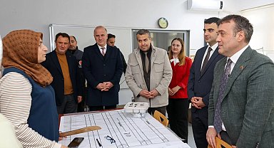 Bilecik Valisi Sözer'den Osmaneli HEM'e ziyaret