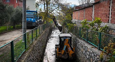 Bursa Büyükşehir'den taşkınlara karşı temizlik seferberliği