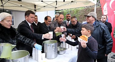 Bursa Osmangazi'de Başkan Aydın'ın yeni durağı Yenikent oldu