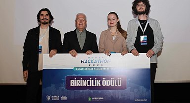 Bursa'nın akıllı geleceği Hackathon25'te kodlandı