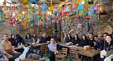 Büyükşehir'den üniversite öğrencilerine Tire gezisi