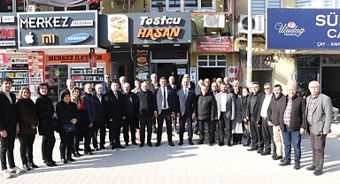 CHP Bursa İl Başkanı Nihat Yeşiltaş’tan Mustafakemalpaşa’da seçim mesajı: Çarşı-pazar yangın yeri, çözüm sandık!