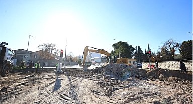 Denizli'de Çal Caddesi baştan aşağı yenileniyor