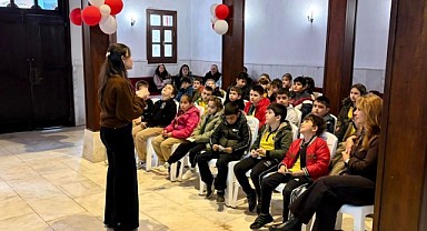 Gemlik'te Çocuklar Haklarını Öğreniyor