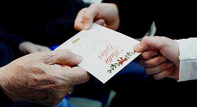 İstanbul Beylikdüzü'nde liseli öğrencilerden anlamlı sürpriz