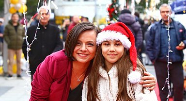 İzmir Karabağlar'da 2026'ya umut dolu merhaba