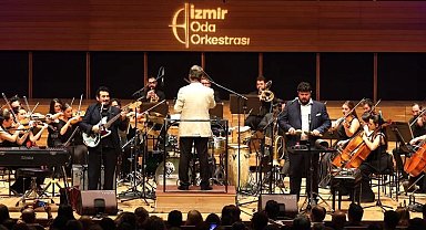 İzmir Oda Orkestrası Latin müzikleriyle dans ettirdi