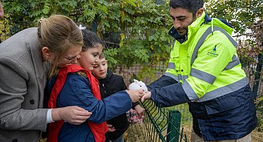 İzmir'de Patili Dostumuz Projesi engelli çocukların hayatına dokundu