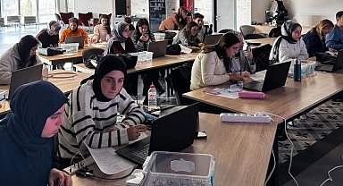 Kayseri Bilişim Akademisi'nde ücretsiz ders zili çaldı