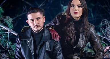 Kırk yıllık şarkıya muhteşem düet