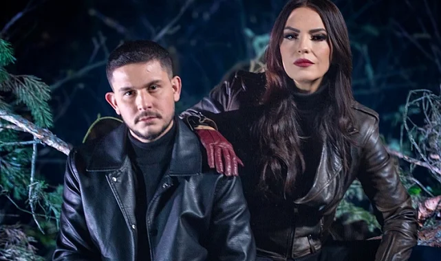 Kırk yıllık şarkıya muhteşem düet