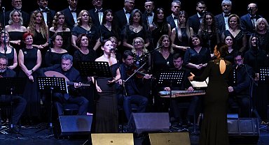 Kocaeli'de Türk Sanat Müziği korosundan yılın son konseri