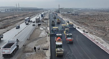 Konya Aslım Caddesi'nde üst yapı çalışması