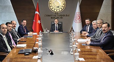Konya heyeti Sanayi ve Teknoloji Bakanı Mehmet Fatih Kacır'ı ziyaret etti