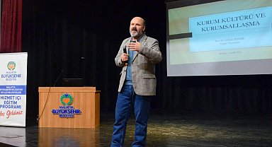 Malatya Büyükşehir'den hizmet içi düzenlendi