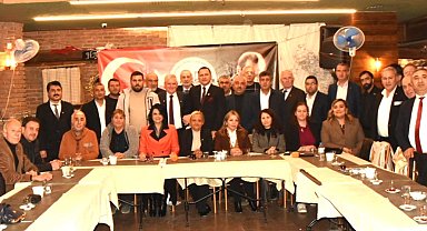 Manisa Dostlar Meclisi'nde demokrasi buluşması