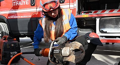 Manisa'da 'Mahalle Afet Gönülleri Projesi' başlatıldı