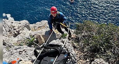 Mersin İtfaiyesi'nden nefes kesen kurtarma