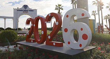 Mersin yeni yıla ışıl ışıl hazır