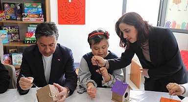 Muğla'da engeller sevgi ve hizmetlerle aşılıyor