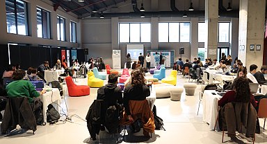 Nilüfer'in sorunlarına gençlerden yapay zeka destekli çözümler