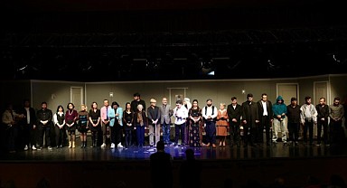 Özgür Aksoy Tiyatro Günleri'ne Görkemli Final