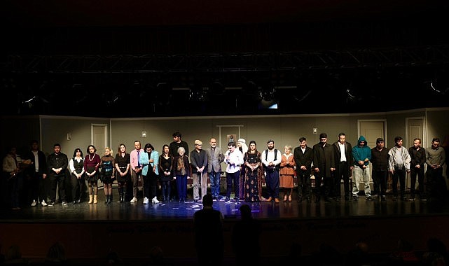 Özgür Aksoy Tiyatro Günleri'ne Görkemli Final